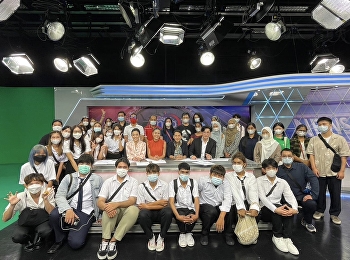 วิทยาลัยนิเทศศาสตร์ สวนสุนันทา
วิทยาเขตนครปฐม พาตะลุยช่อง 3
พบพี่หนุ่มกรรชัย
ในรายการเที่ยงวันทันเหตุการณ์ !!