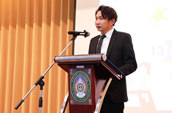 วันพฤหัสบดีที่ 13 พฤศจิกายน 2568
มหาวิทยาลัยราชภัฏสวนสุนันทา
วิทยาเขตนครปฐม ร่วมกับ กรมสอบสวนคดีพิเศษ
กระทรวงยุติธรรม จัดโครงการ The choice
ทางเลือก-ทางรอด นำโดย ผู้ช่วยศาสตราจารย์
ดร.แก่นเพชร ศรานนทวัฒน์
รองอธิการบดีวิทยาเขตนครปฐม