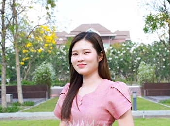Thai traditional attire — graceful and
beautiful at every glance, striking and
distinctive, timeless yet modern. Both
sweet and elegant, it evokes pride
