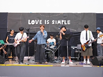 The College of Communication Arts
organized the 90th CCA MUSIC PARTY –
Music in the Garden at the College of
Communication Arts, Suan Sunandha
Rajabhat University, Nakhon Pathom
Campus. Students enthusiastically joined
the event, creating a lively atmosph